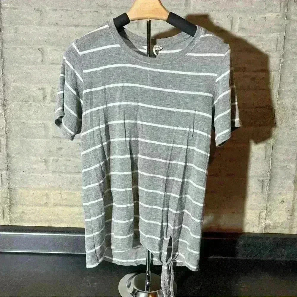 Women's Lucky Brand Gray Striped Shirt, Front Tie- Size XS- See Note